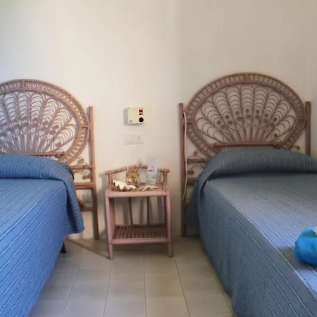 Elicriso Villa